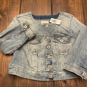 Light wash crop collarless Jean jacket